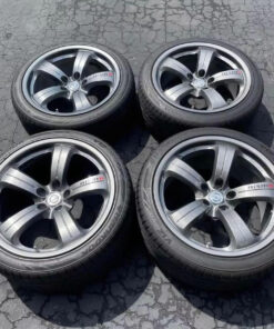 Oem authentic Nissan Nismo 350Z wheels