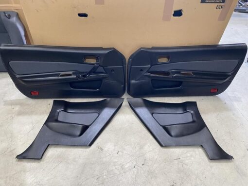R34 GTR Door Trims Front and Rear